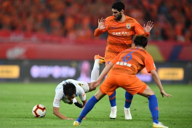 一支球队因伤病影响实力受挫 一支球队因伤病影响实力受挫