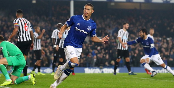 沃特福德逆转埃弗顿,终结三连败 沃特福德逆转埃弗顿,终结三连败