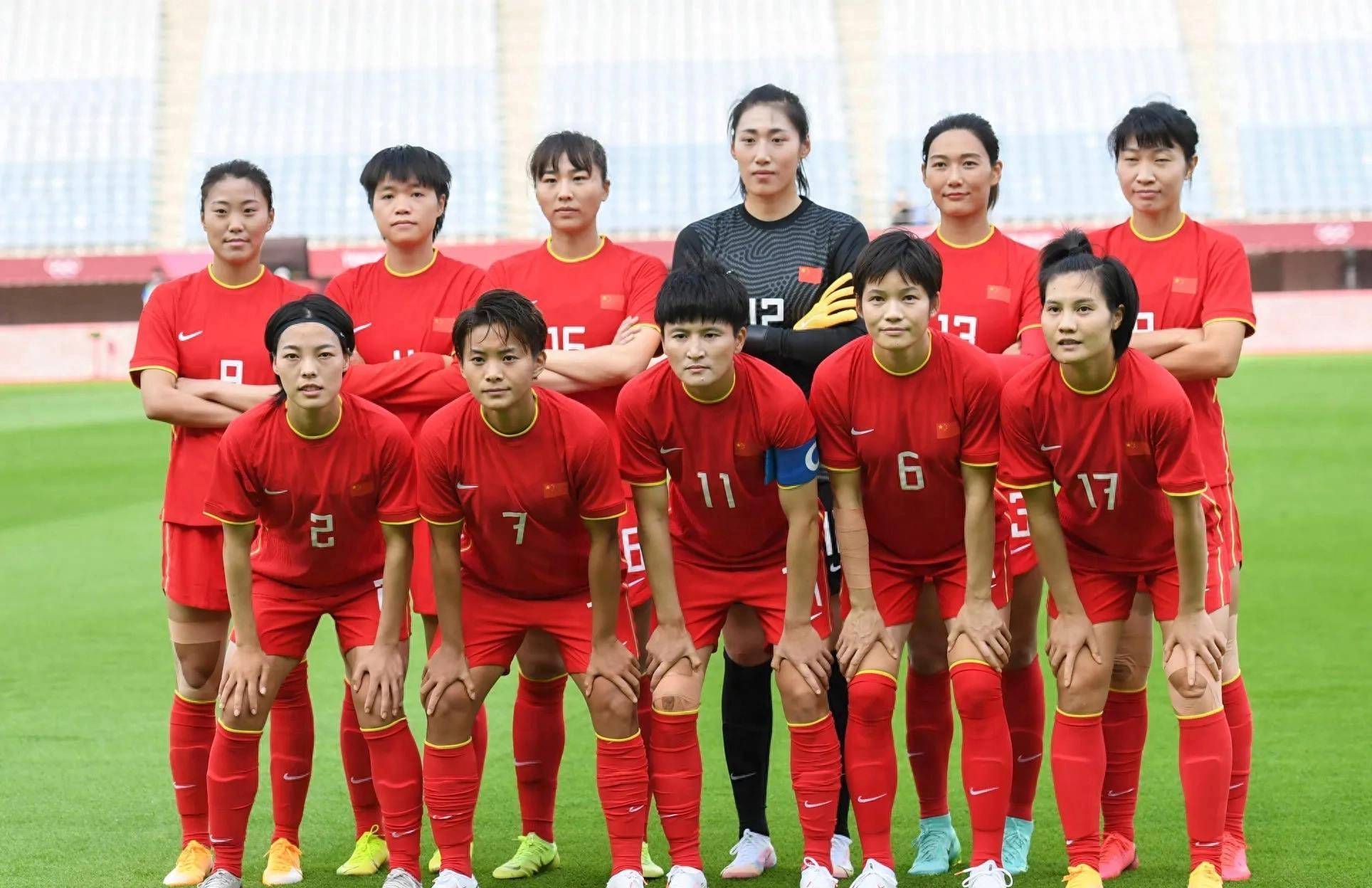 国内女足赛场角逐激烈,谁能夺魁? 国内女足赛场角逐激烈,谁能夺魁?