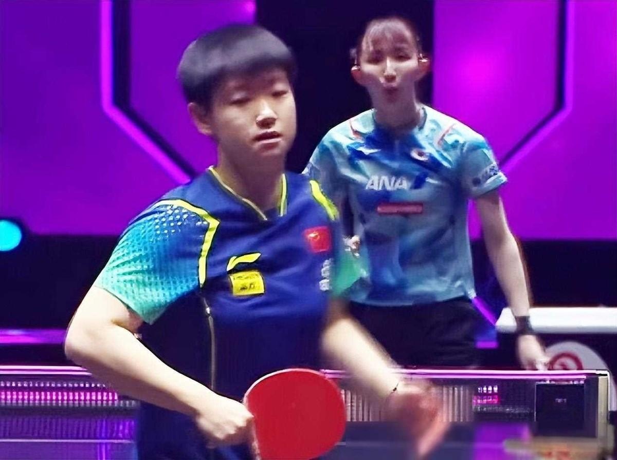 无往不胜:女足队员劲敌竞逐,团结一心向胜利进发 无往不胜:女足队员劲敌竞逐,团结一心向胜利进发