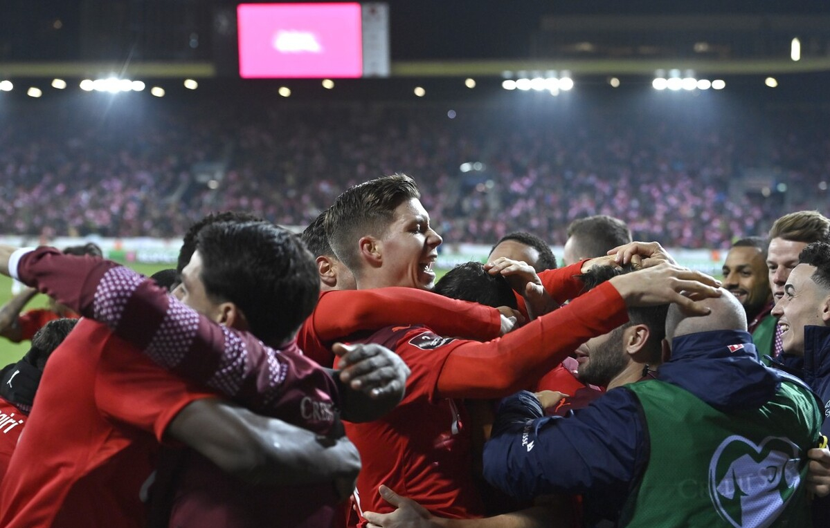 瑞士队备战保加利亚大战,先拿下关键三分 瑞士队备战保加利亚大战,先拿下关键三分