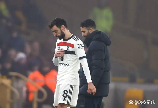 曼联客场0-1不敌阿特莱科马德里,组局落后 曼联客场0-1不敌阿特莱科马德里,组局落后