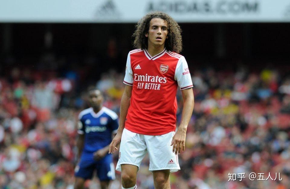 阿森纳年轻后防手感亮点,完成全队逆袭 阿森纳年轻后防手感亮点,完成全队逆袭