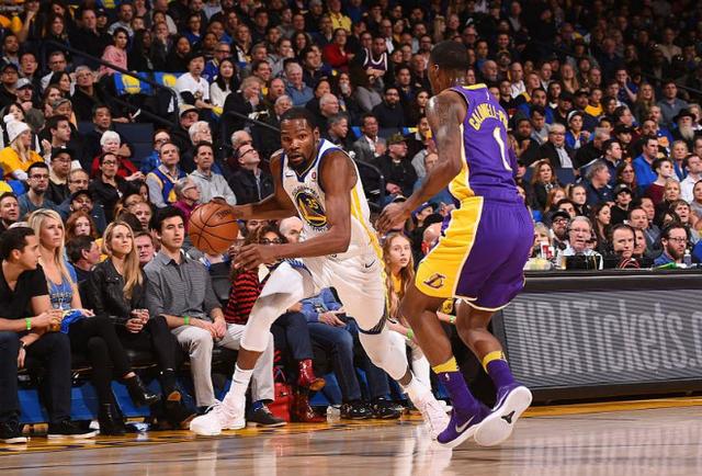 汉堡球员伤病潮来袭,排兵布阵临大考 汉堡球员伤病潮来袭,排兵布阵临大考