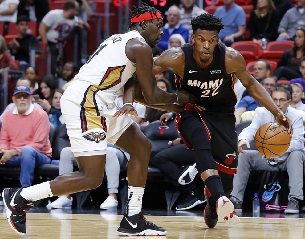 NBA联赛继续激烈角逐,火药味十足 NBA联赛继续激烈角逐,火药味十足