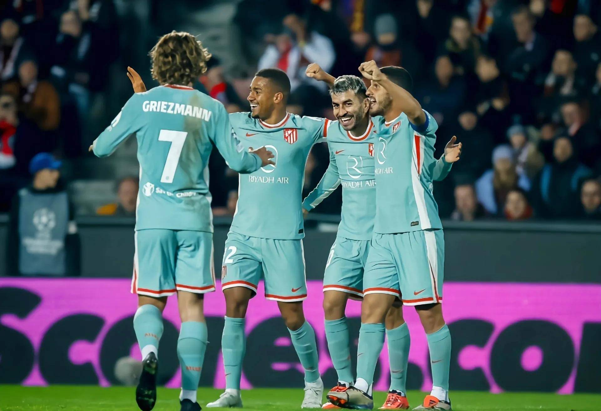 西甲赛场充满悬念,强队间对决持续激烈 西甲赛场充满悬念,强队间对决持续激烈