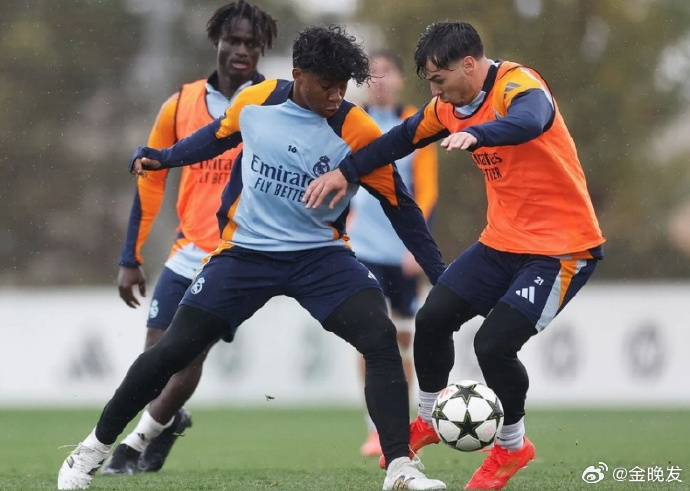 切尔西备战状态神秘,球队训练神秘紧张 切尔西备战状态神秘,球队训练神秘紧张