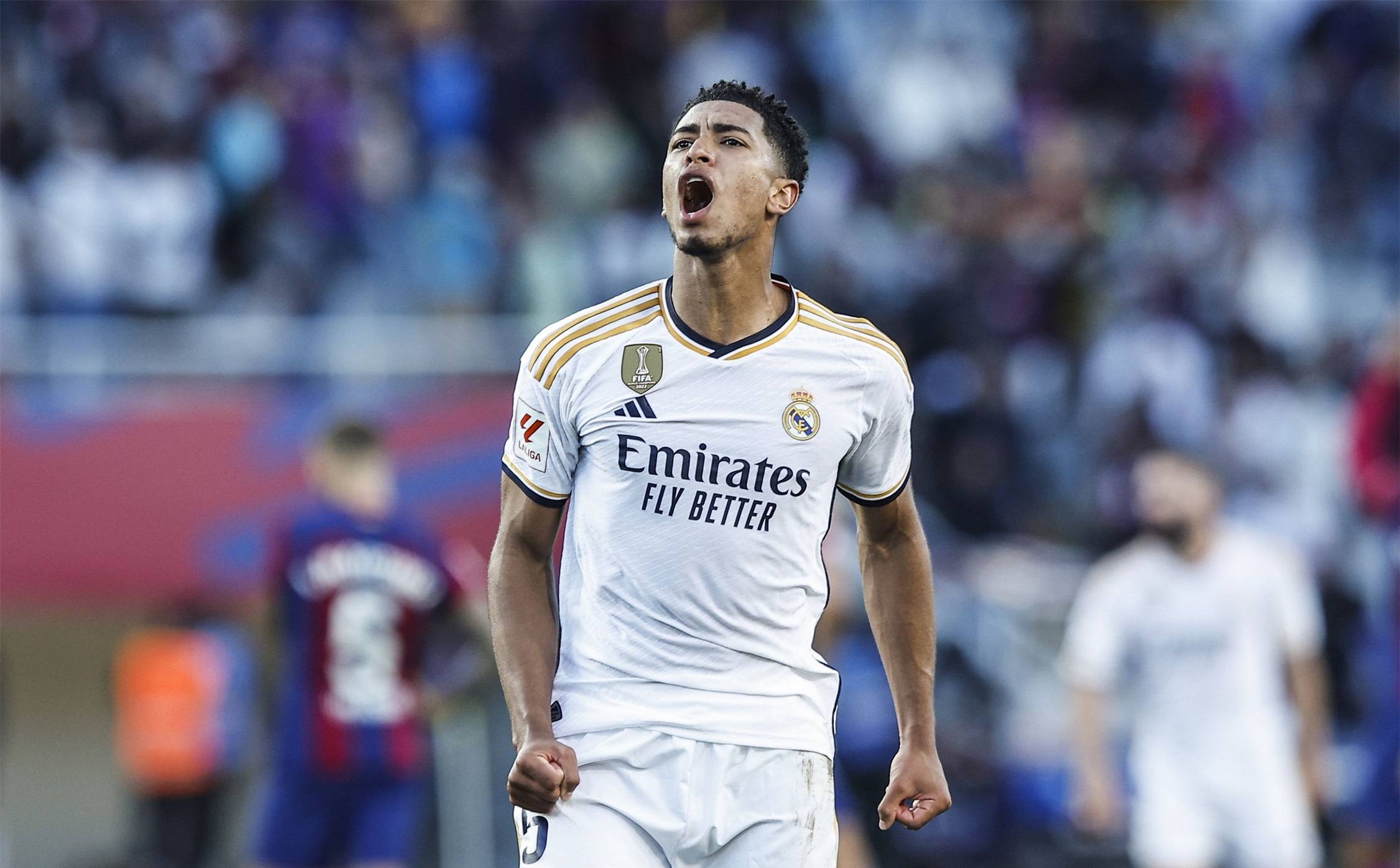 皇马后卫受伤,或将缺席关键比赛 皇马后卫受伤,或将缺席关键比赛