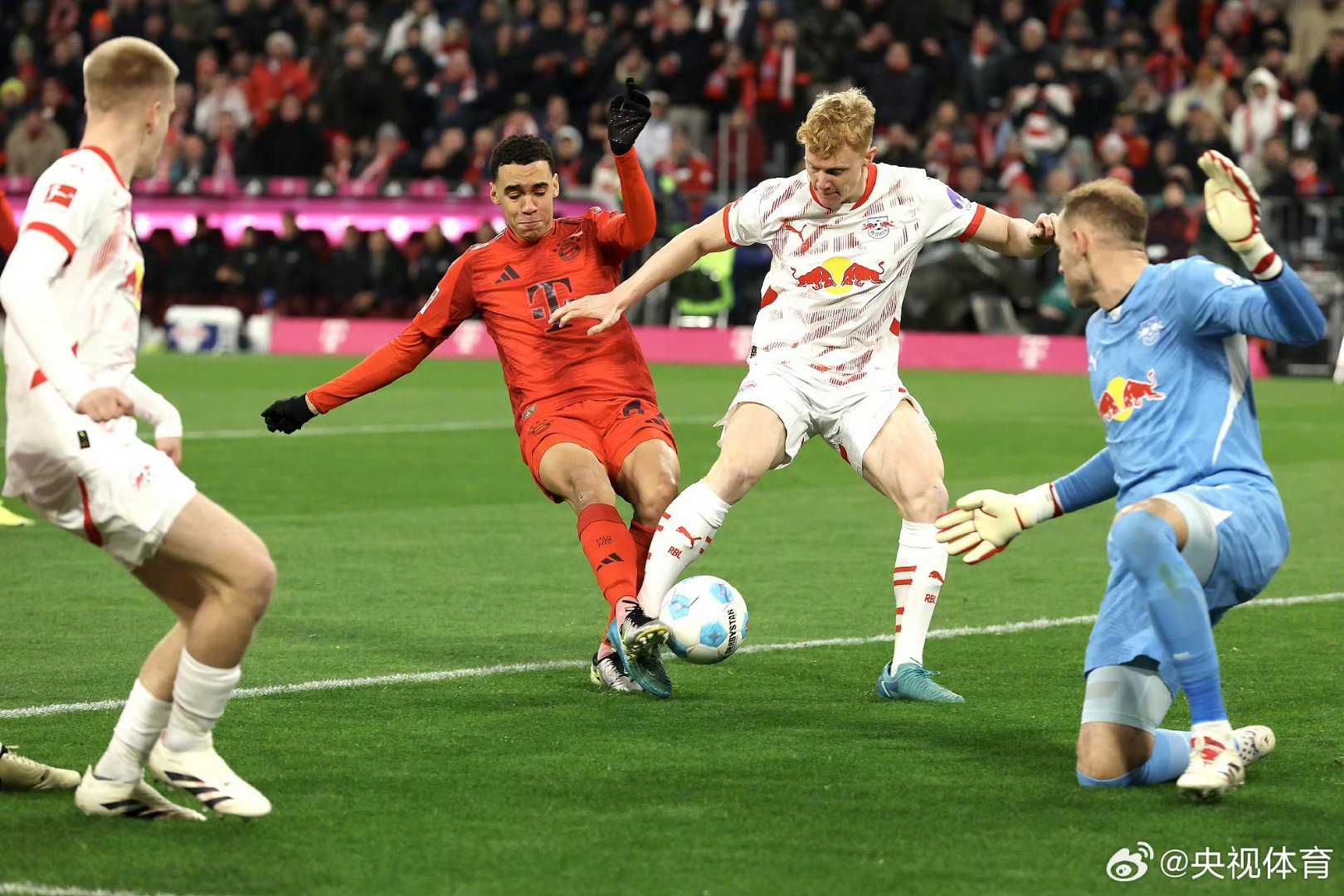 拜仁慕尼黑主场告捷提升士气 拜仁慕尼黑主场告捷提升士气