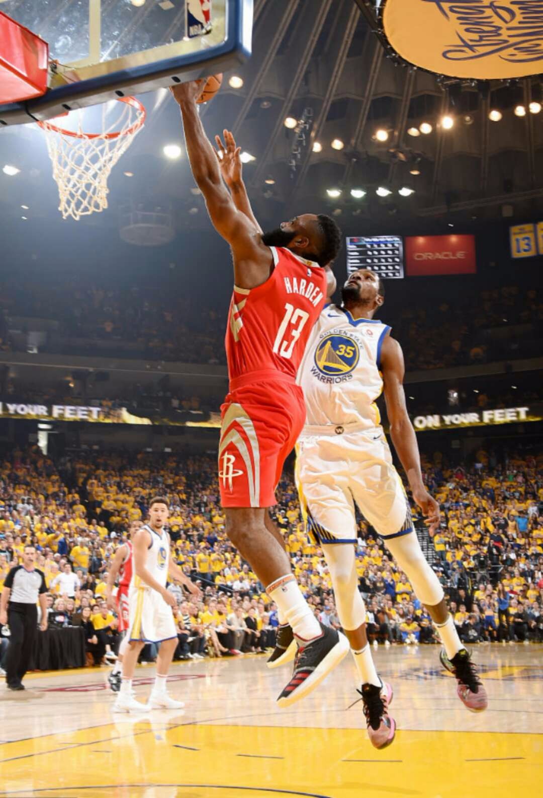 勇士队球员在训练中刷新体能成绩 勇士队球员在训练中刷新体能成绩