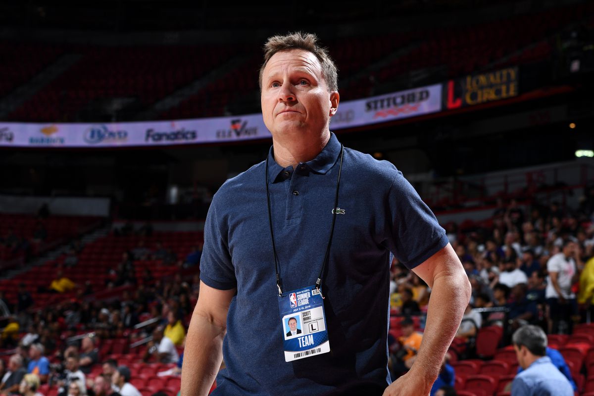 萨斯索罗客场战胜对手,继续向前迈进 萨斯索罗客场战胜对手,继续向前迈进