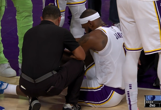 湖南队主场失利,急需调整状态 湖南队主场失利,急需调整状态