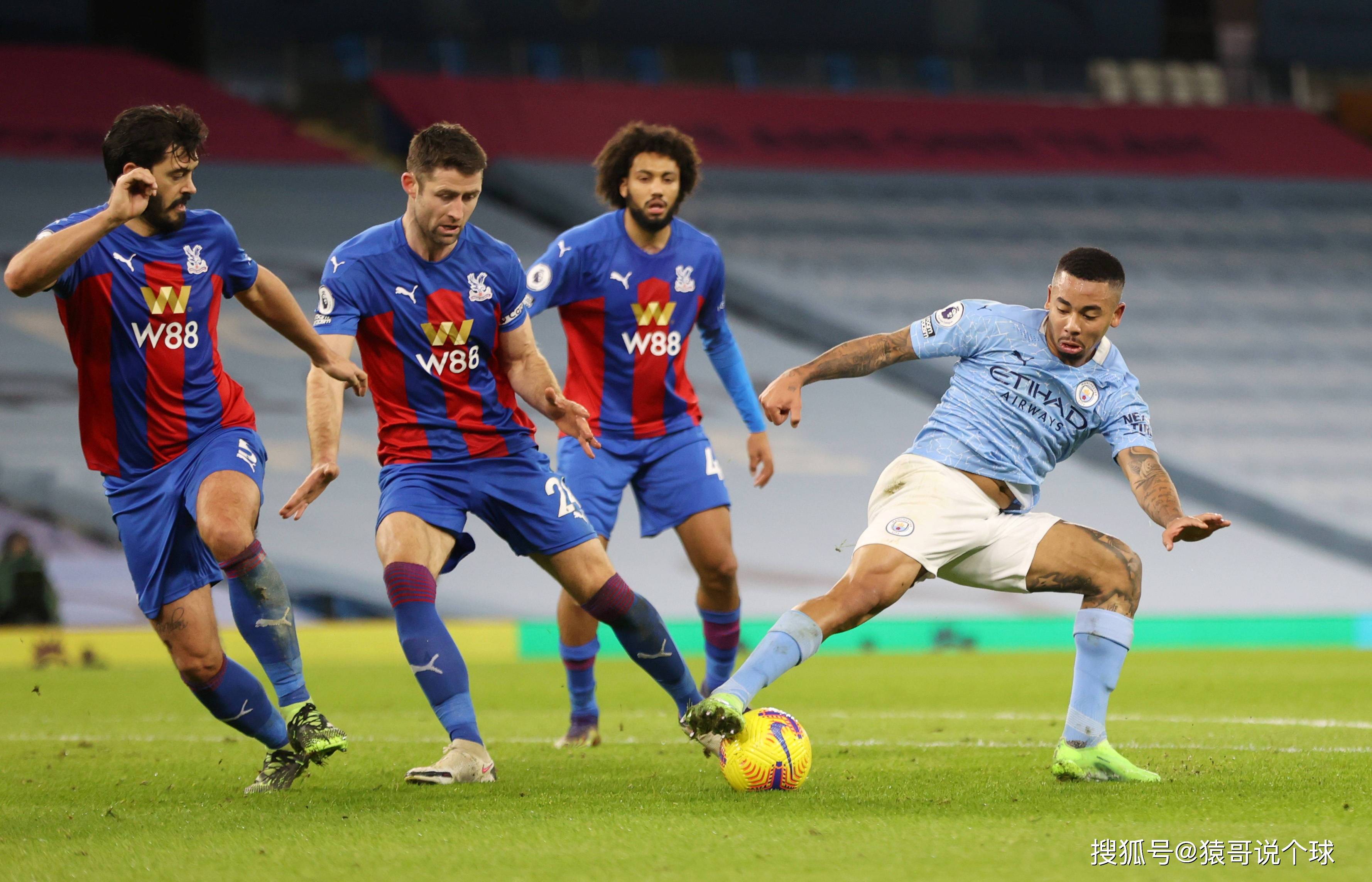 狼队主场告捷,凭借进球多占优势 狼队主场告捷,凭借进球多占优势