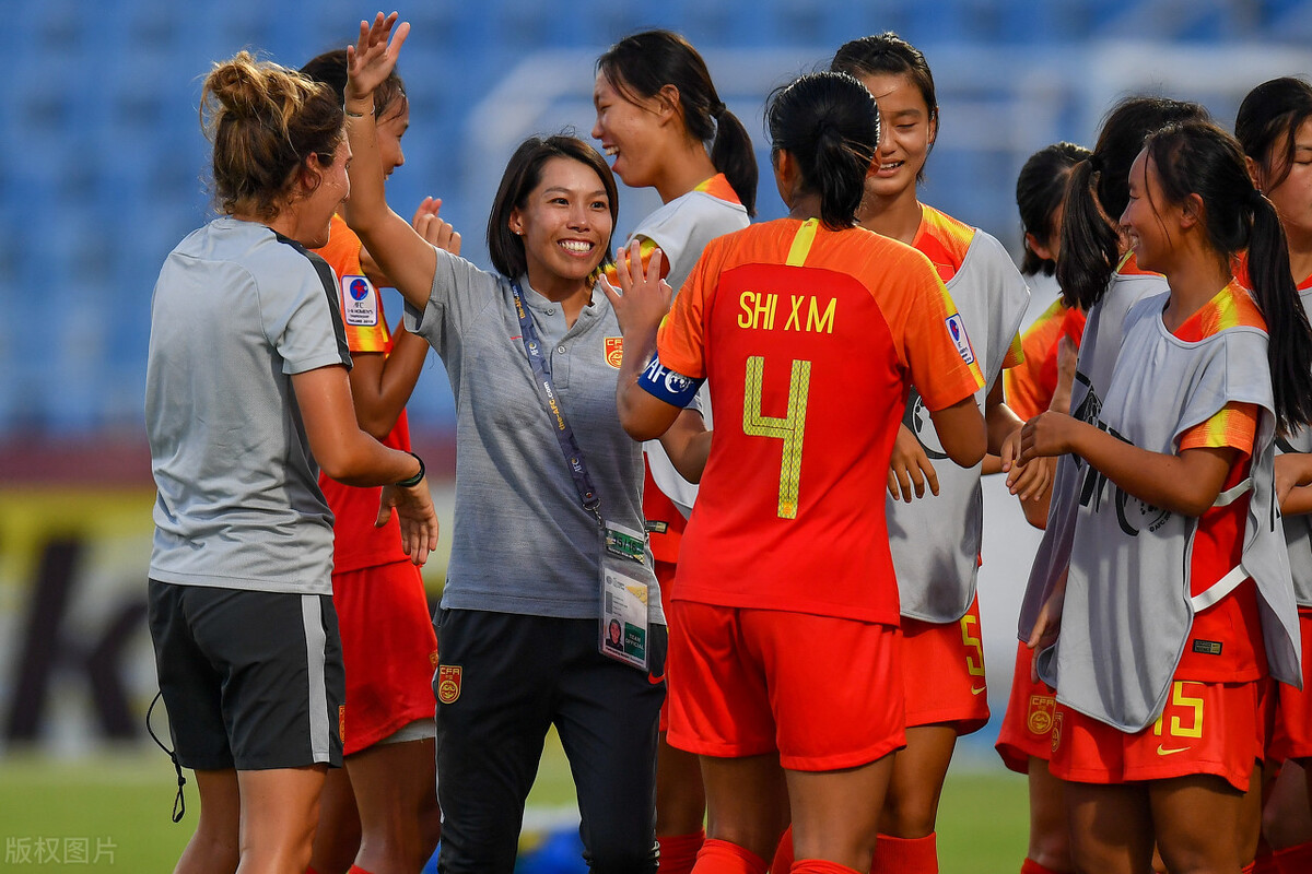 双料得主领衔,女足精彩晋级之路 双料得主领衔,女足精彩晋级之路