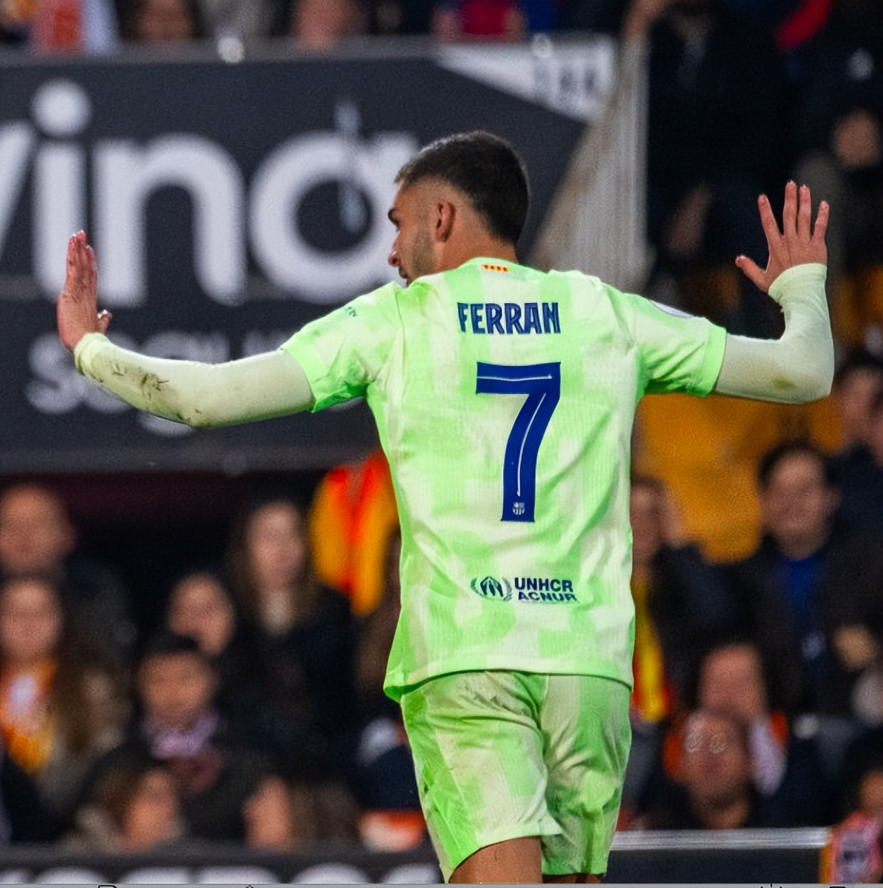 瓦伦西亚爆冷赢球，强势击败对手