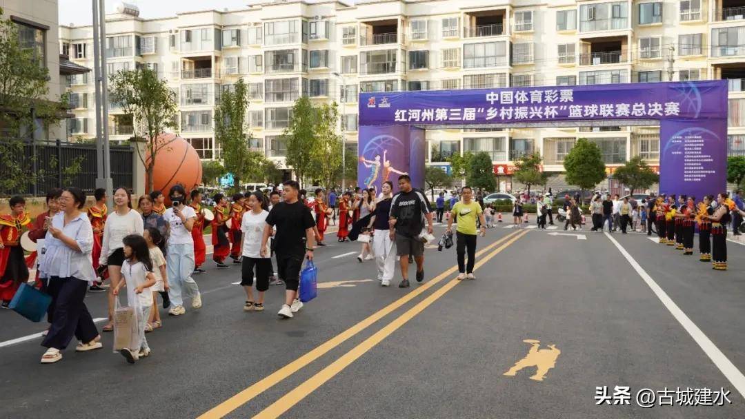 篮球联赛启动网络比赛,球队线上较量 篮球联赛启动网络比赛,球队线上较量