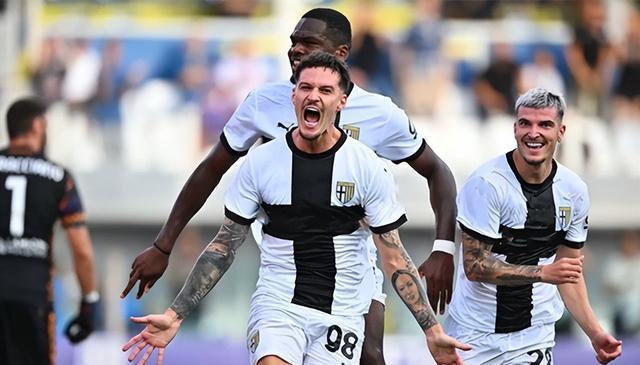 拉齐奥前锋连场进球,表现抢眼 拉齐奥前锋连场进球,表现抢眼