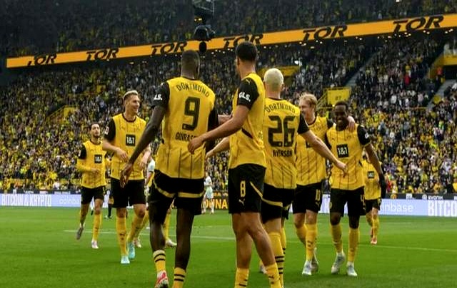 多特蒙德客场大胜,积分榜上升 多特蒙德客场大胜,积分榜上升