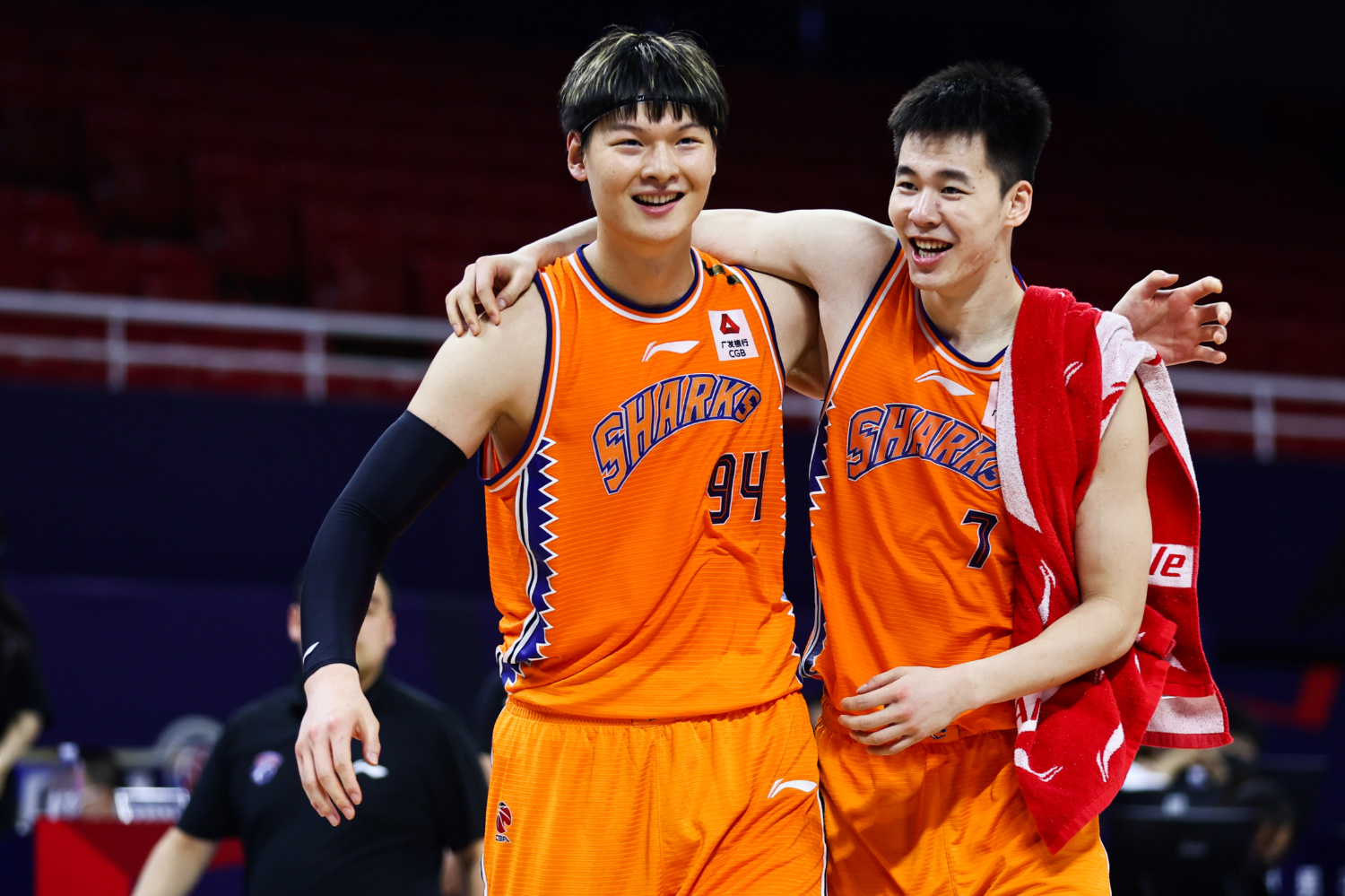 上海队大战在即,球员精神饱满备战 上海队大战在即,球员精神饱满备战