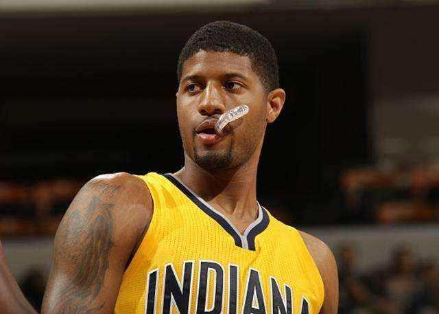 超级巨星登顶助球队成功逆袭,压倒性霸气表现 超级巨星登顶助球队成功逆袭,压倒性霸气表现