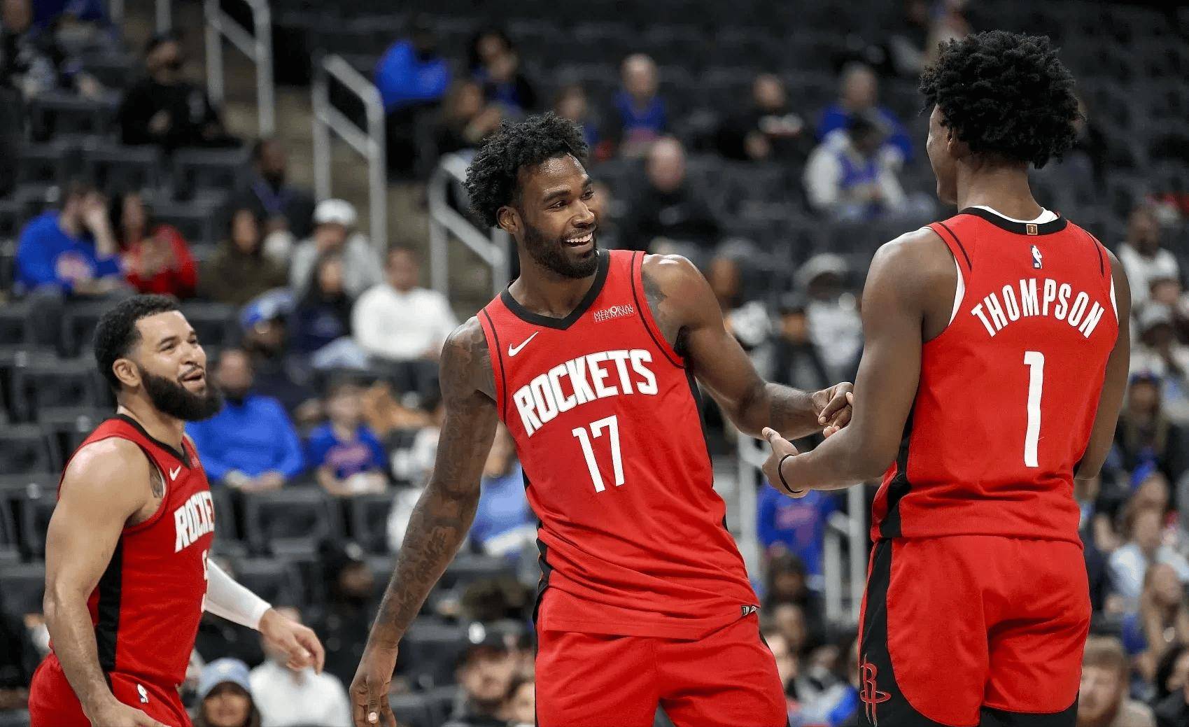 超级巨星登顶助球队成功逆袭,压倒性霸气表现 超级巨星登顶助球队成功逆袭,压倒性霸气表现