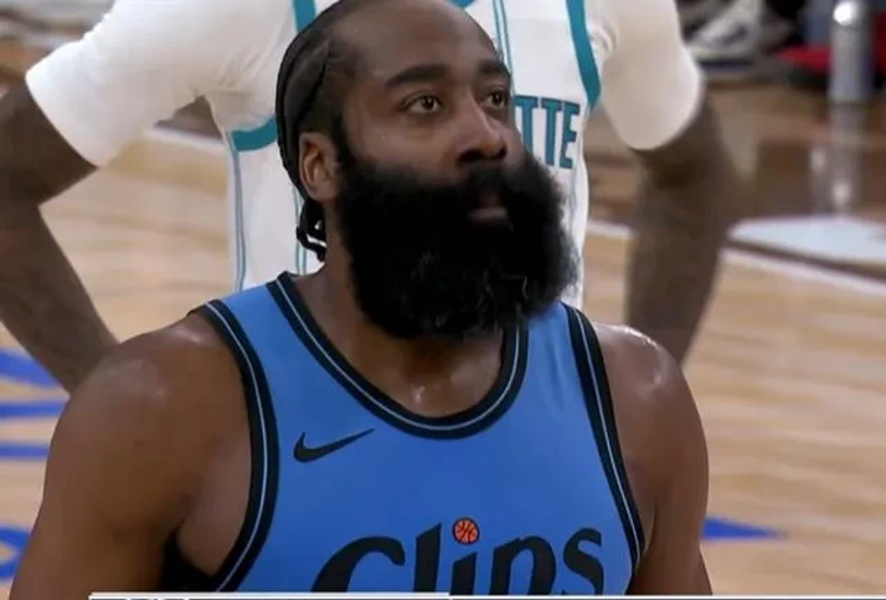 黄蜂交易后卫,加强内线实力寻求突破 黄蜂交易后卫,加强内线实力寻求突破