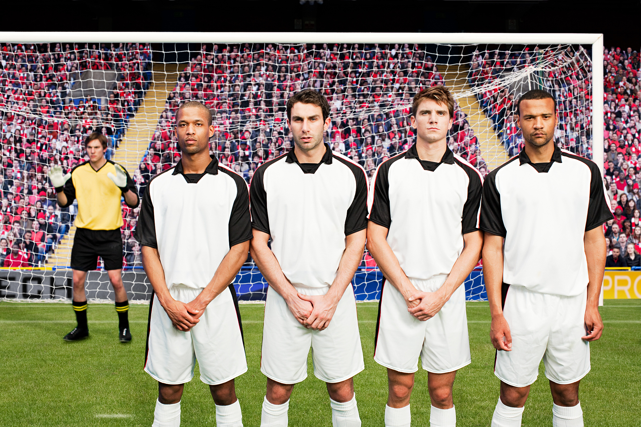 亚洲球员在国外冬训,提升团队战术意识 亚洲球员在国外冬训,提升团队战术意识