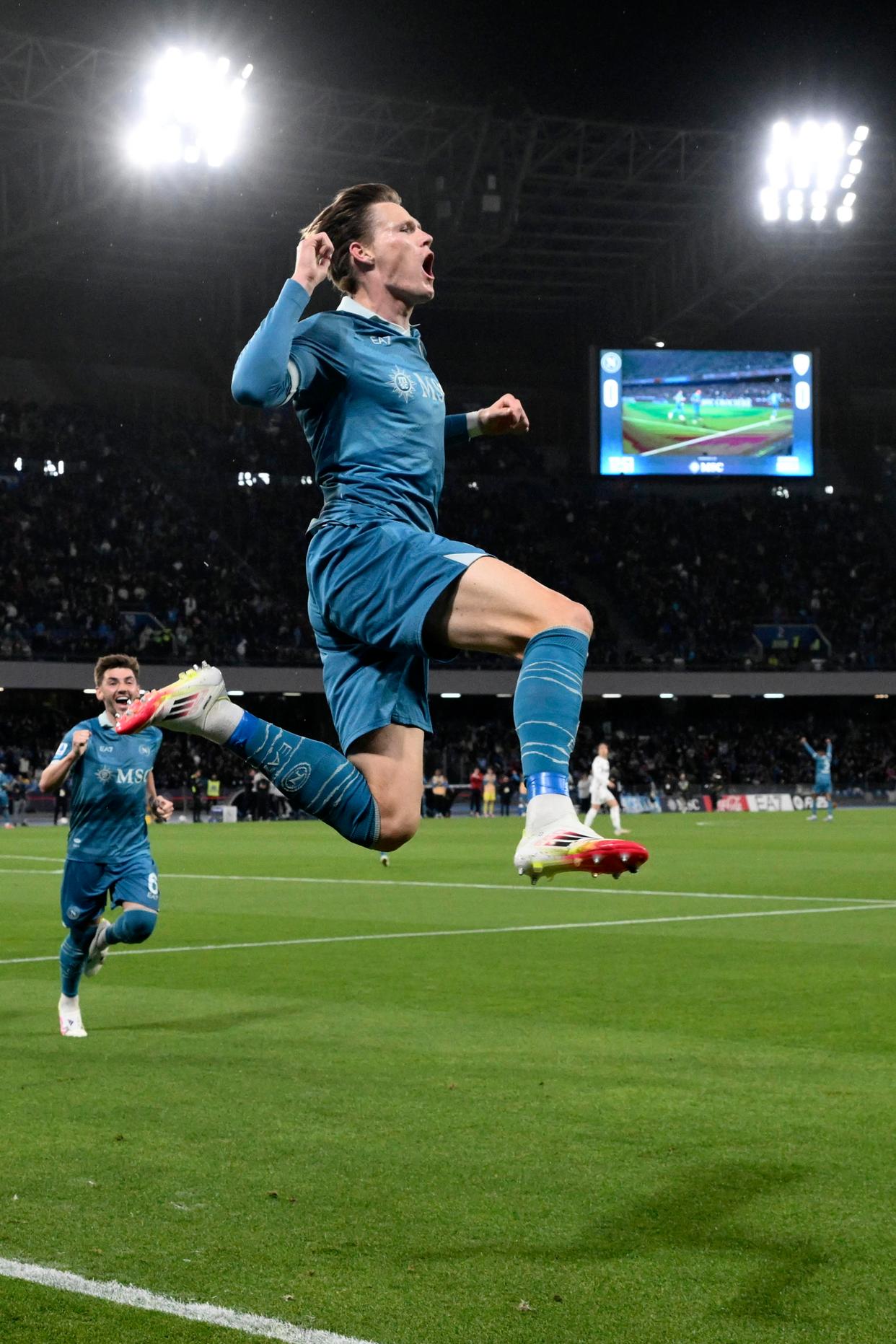 意甲球队在比赛中表现出坚韧毅力,取胜 意甲球队在比赛中表现出坚韧毅力,取胜