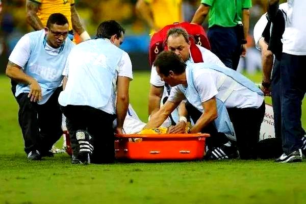 英超球队备受伤病困扰,实力受到挑战 英超球队备受伤病困扰,实力受到挑战