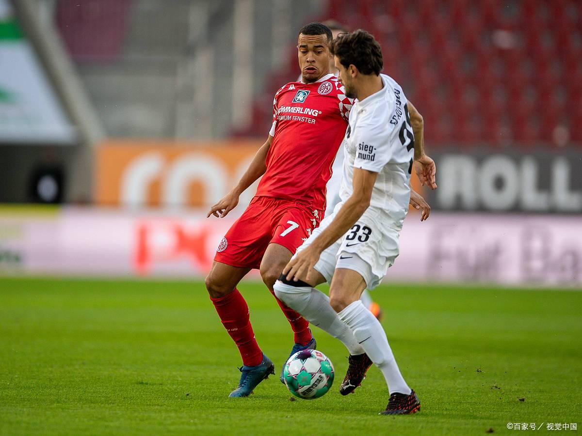 沃尔夫斯堡抢分成功,球队状态火热 沃尔夫斯堡抢分成功,球队状态火热