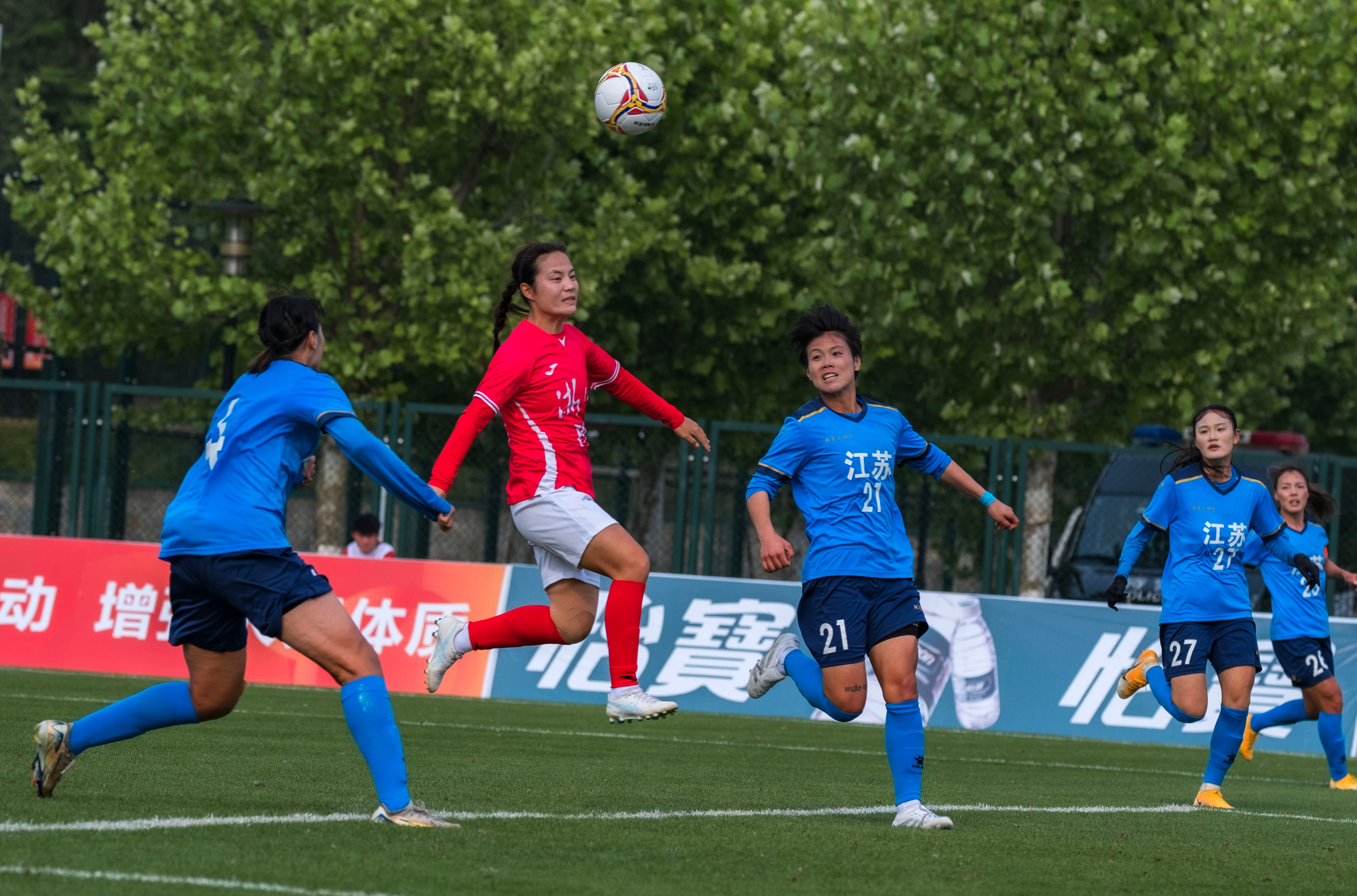 中国女子足球代表队获得骄人成绩