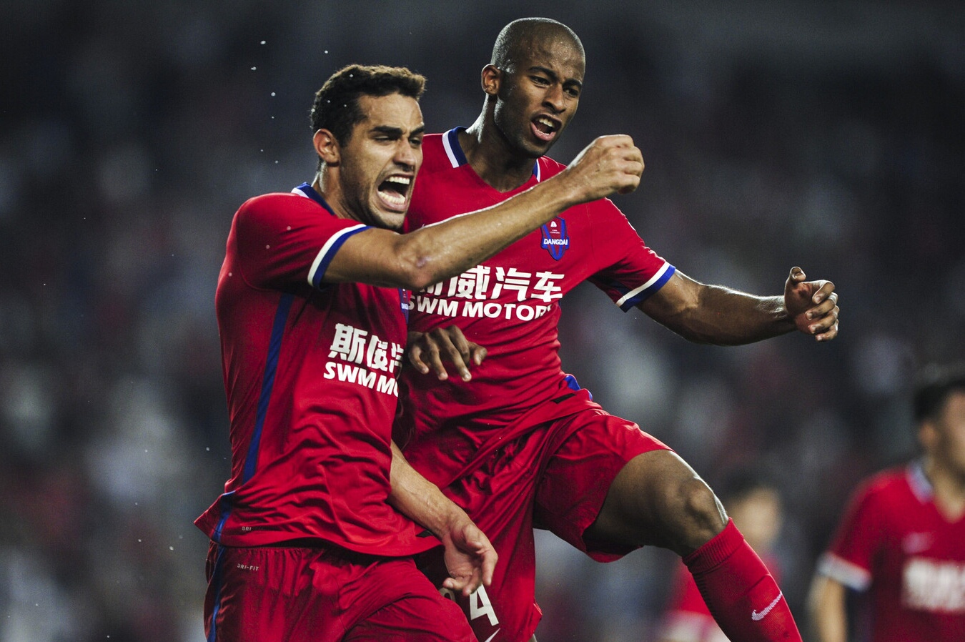 重庆斯威队战胜对手,积累了更多胜利经验 重庆斯威队战胜对手,积累了更多胜利经验