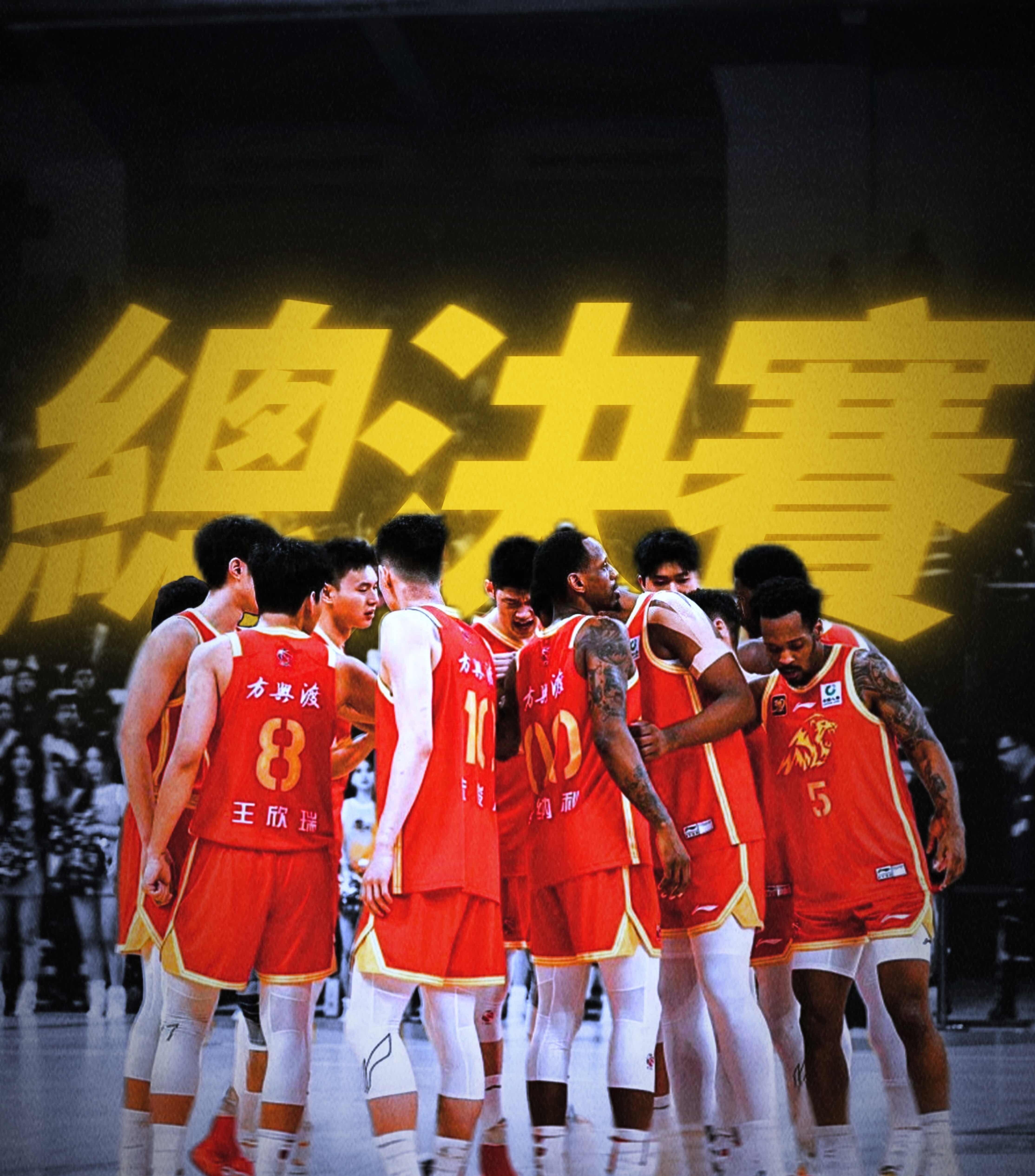 深圳男篮备战新赛季,全队备战状态高涨 深圳男篮备战新赛季,全队备战状态高涨