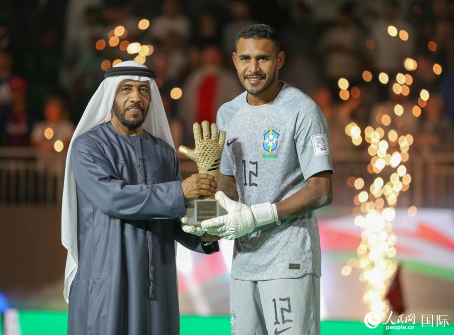 科威特队勇冠三军,积极争夺世界杯胜利 科威特队勇冠三军,积极争夺世界杯胜利