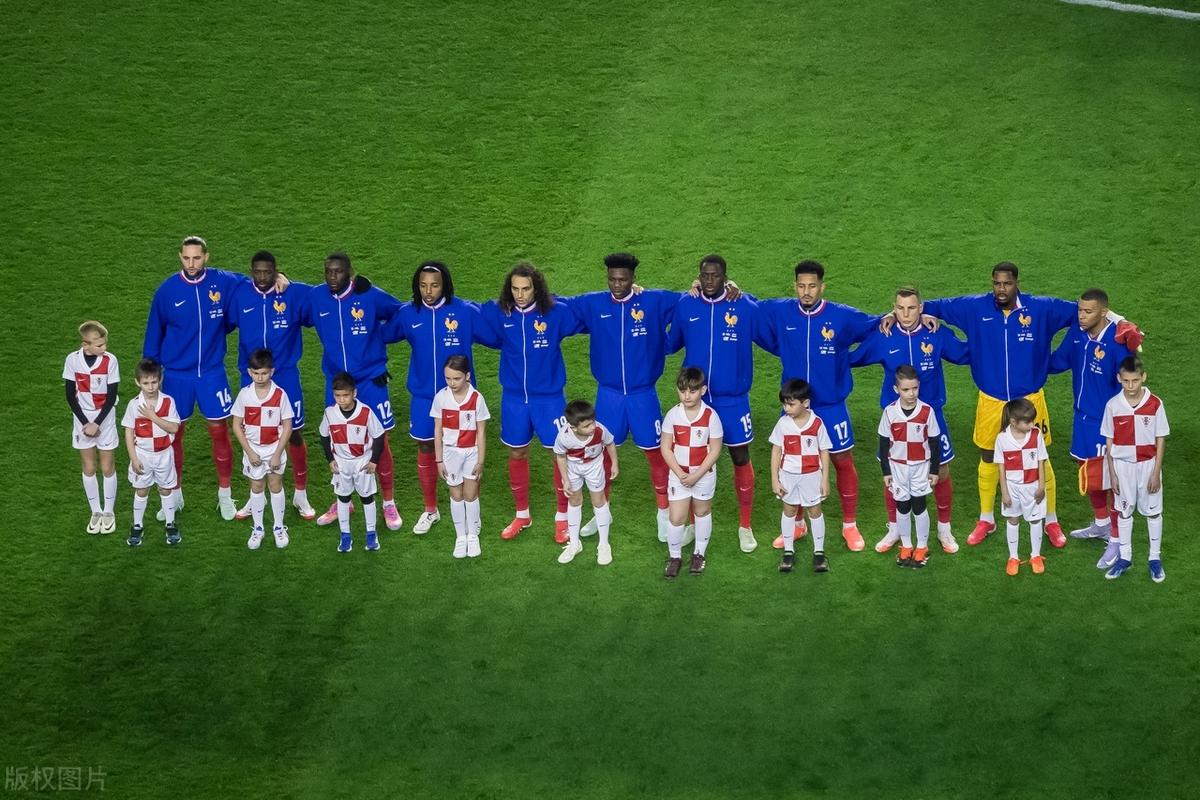 法国队轻松战胜克罗地亚,小组赛状况喜人 法国队轻松战胜克罗地亚,小组赛状况喜人