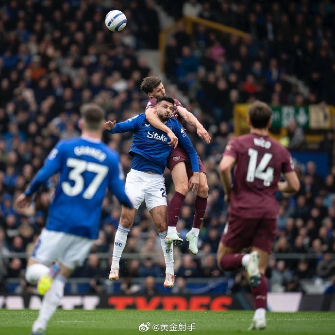 汉普顿客场不敌曼城，遭遇不败终结