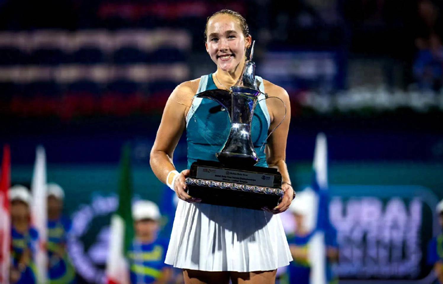 拉脱维亚女子田径选手刷新纪录 拉脱维亚女子田径选手刷新纪录