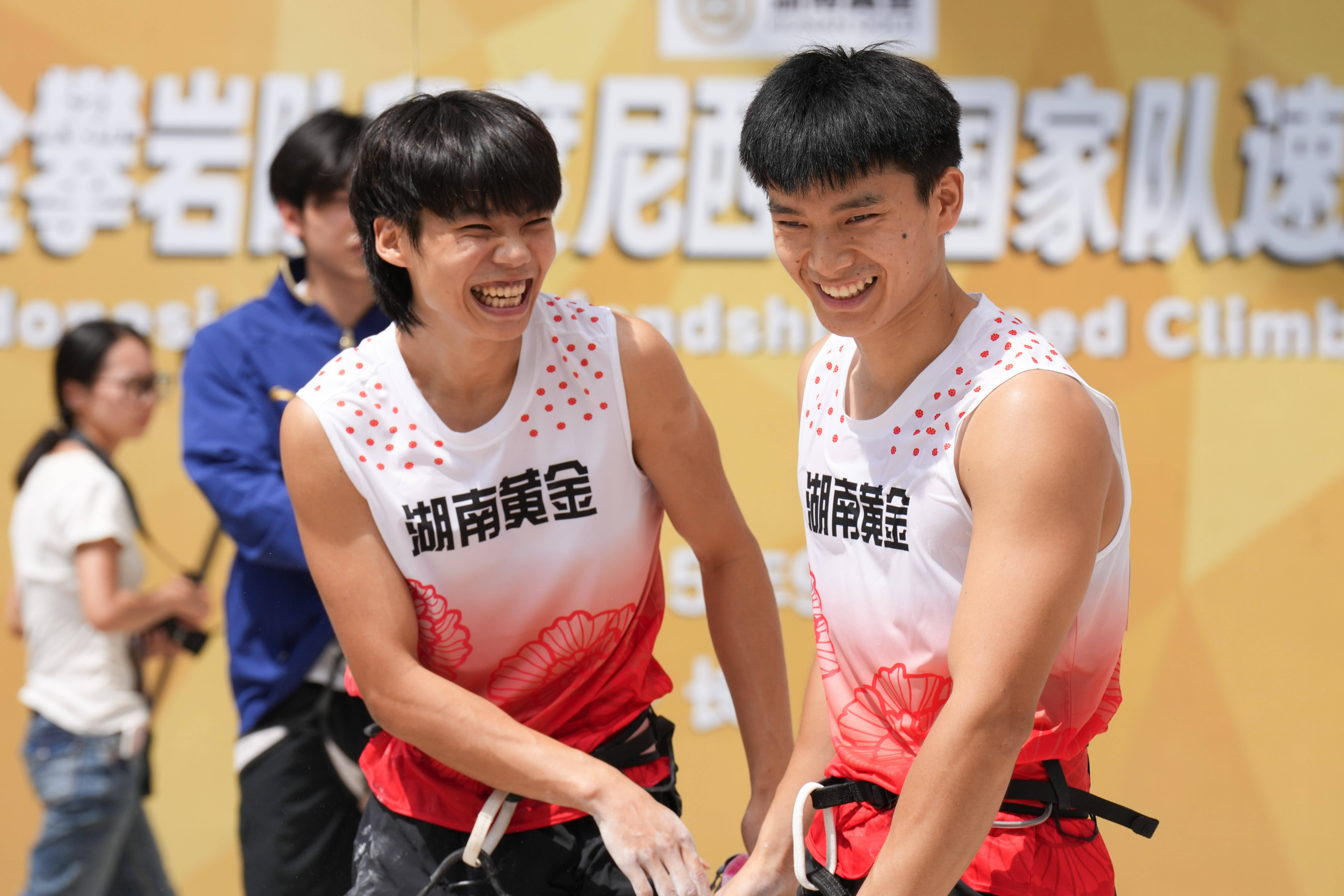 湖南队状态火爆,将面对上海队的无情进攻 湖南队状态火爆,将面对上海队的无情进攻