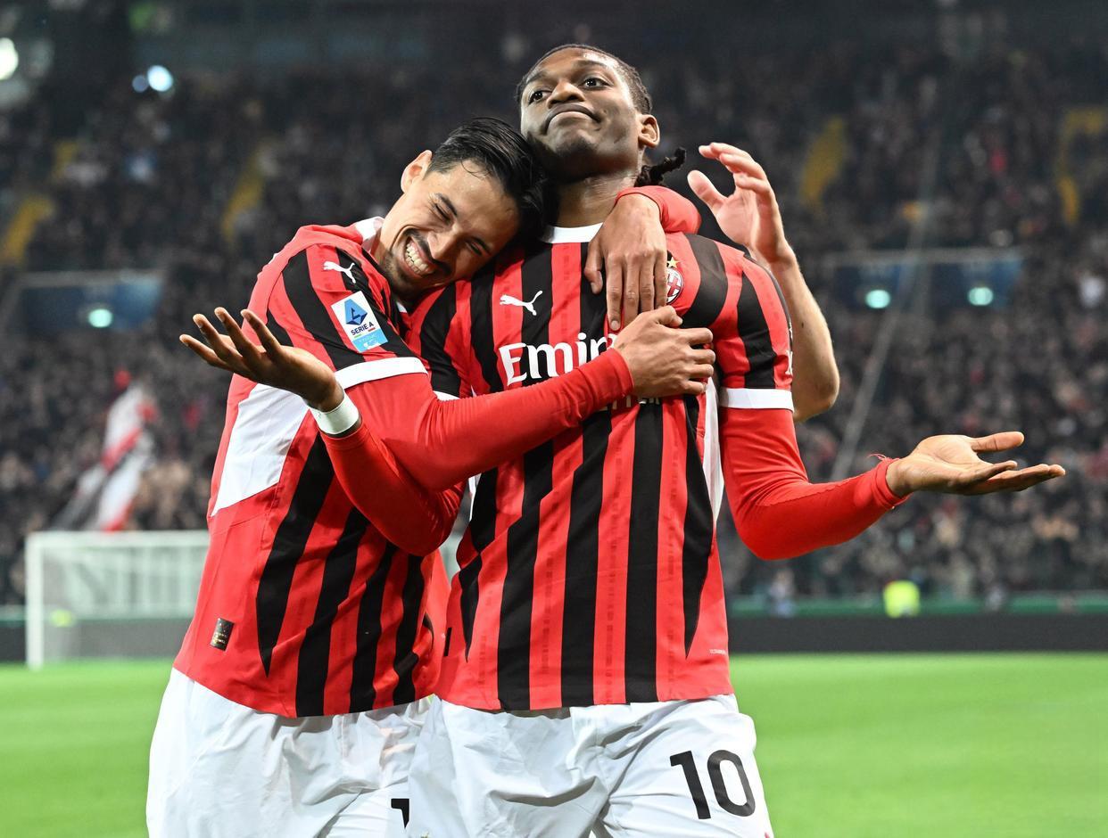 AC米兰船给头?破,分儿像旋排3分? AC米兰船给头?破,分儿像旋排3分?