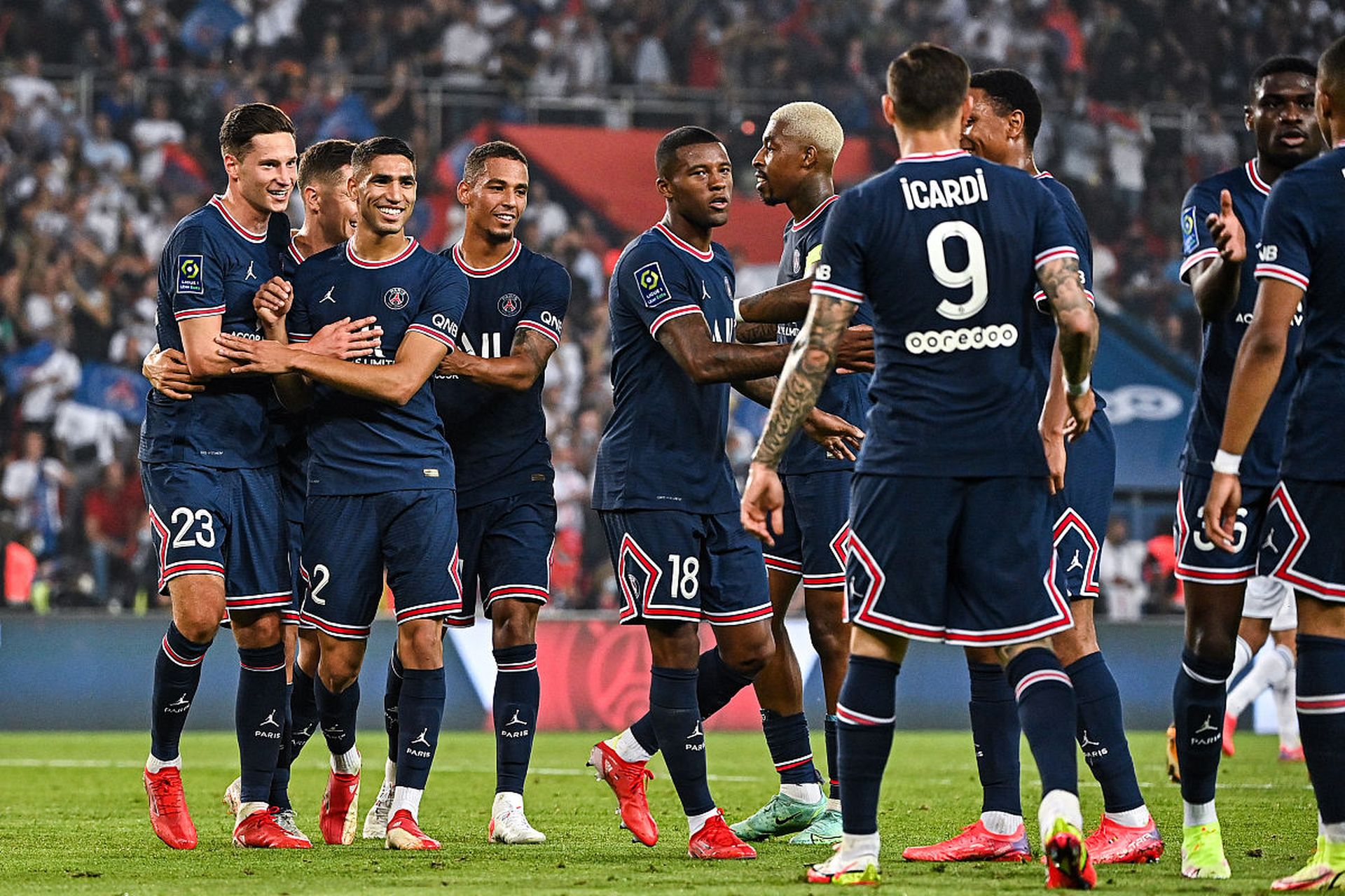 巴黎圣日耳曼客场击败拜仁,晋级气势如虹 巴黎圣日耳曼客场击败拜仁,晋级气势如虹