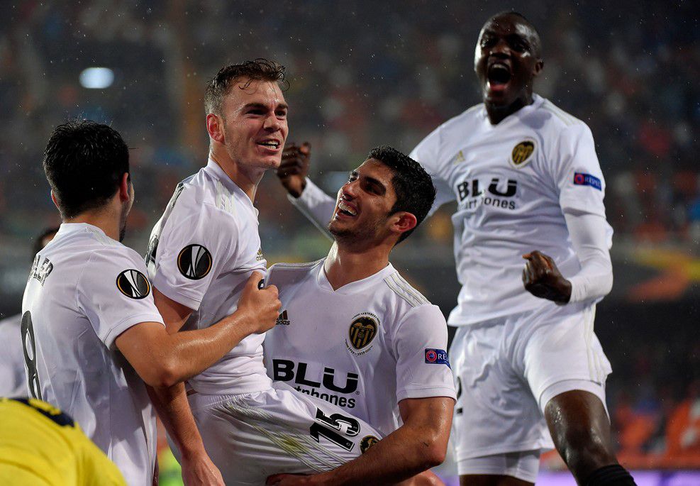 法兰克福超车成功,欧战资格近在咫尺 法兰克福超车成功,欧战资格近在咫尺